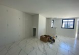 SOBRADOS TRIPLEX EM ITAPEMA, COM PROJETO DIFERENCI