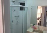 APARTAMENTO EM ITAPEMA, 300M MAR, COM 02 DORMS, MO