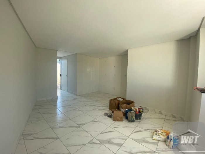 SOBRADOS TRIPLEX EM ITAPEMA, COM PROJETO DIFERENCI