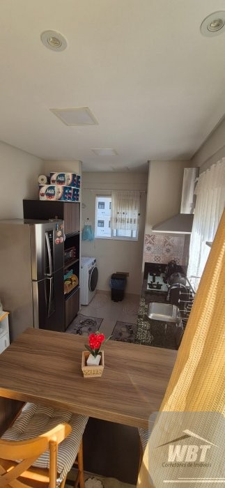 APARTAMENTO EM ITAPEMA, 300M MAR, COM 02 DORMS, MO